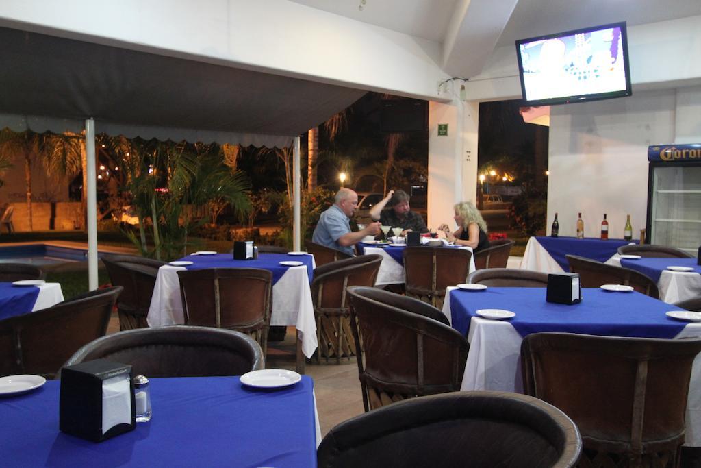 Hotel Real Posada Manzanillo Exterior foto